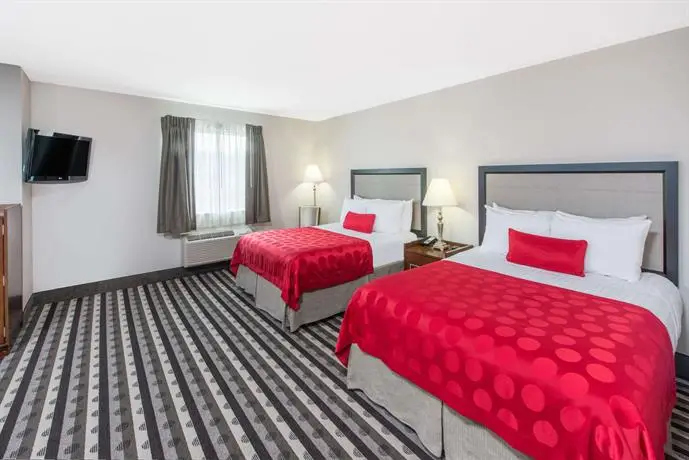 Ramada by Wyndham Springfield North 