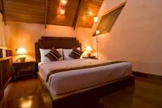 Sandalwood Luxury Villa Resort 