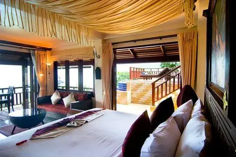 Sandalwood Luxury Villa Resort 