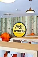 Ryans Ibiza Apartments - Only Adults 