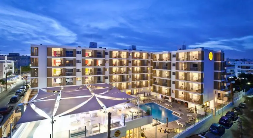 Ryans Ibiza Apartments - Only Adults 