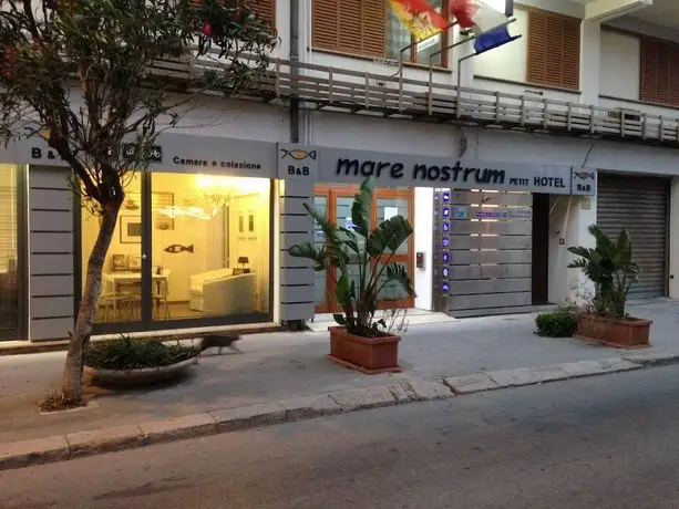 Mare Nostrum Petit Hotel 