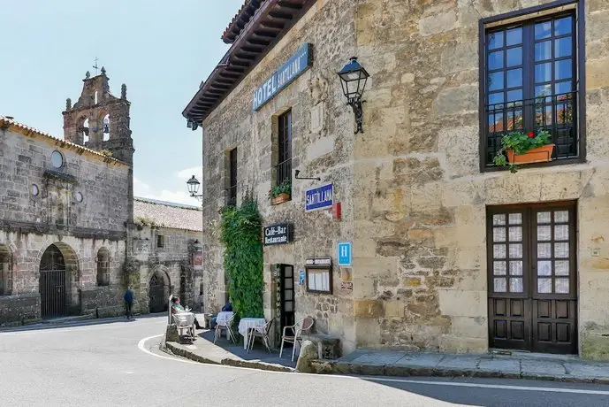 Hotel Santillana 