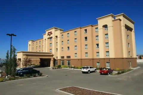 Hampton Inn & Suites Edmonton/West