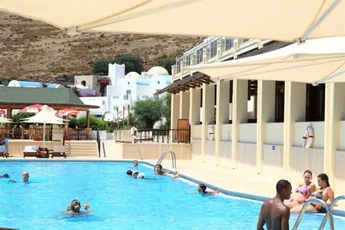 Azka Hotel 