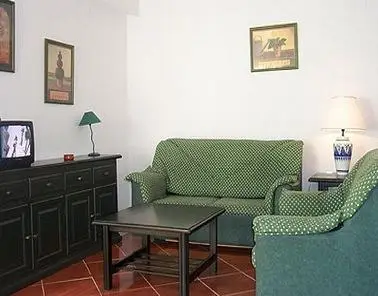 Leo Alcaudon Alcaravan Apartment Ayamonte