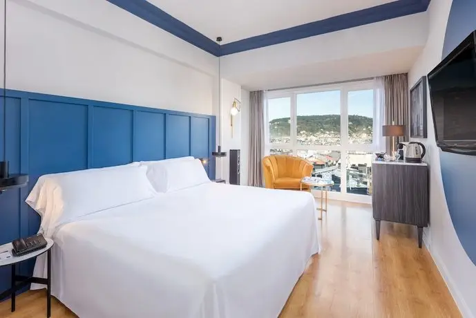 Tryp San Sebastian Orly Hotel 