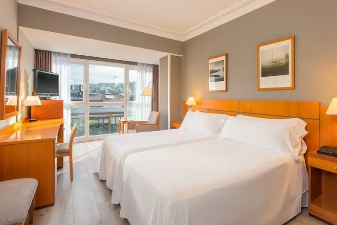 Tryp San Sebastian Orly Hotel 