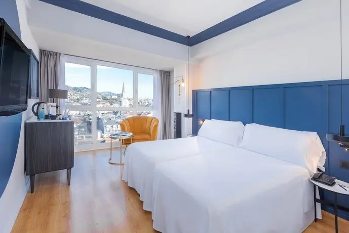 Tryp San Sebastian Orly Hotel 