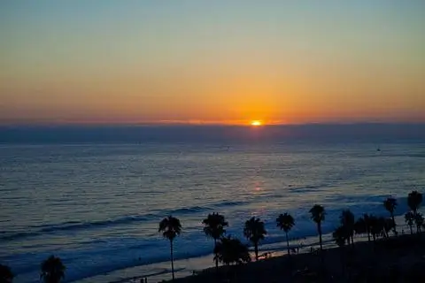 Wyndham Oceanside at the Pier 