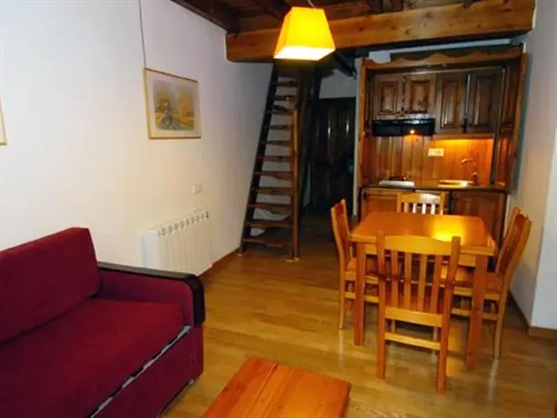 Apartamentos La Solana Vall de Boi 