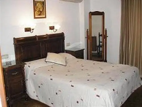 Hostal Colon Antequera 