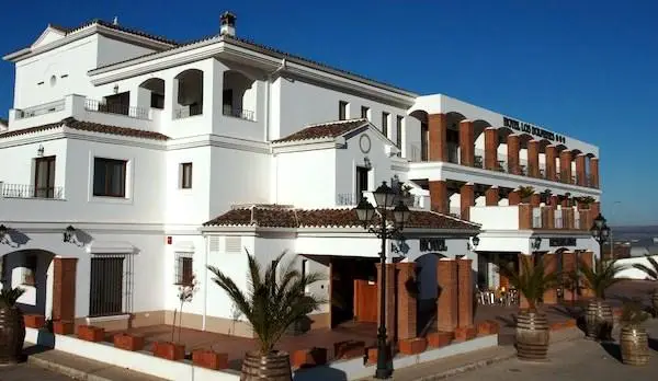 Hotel Los Dolmenes