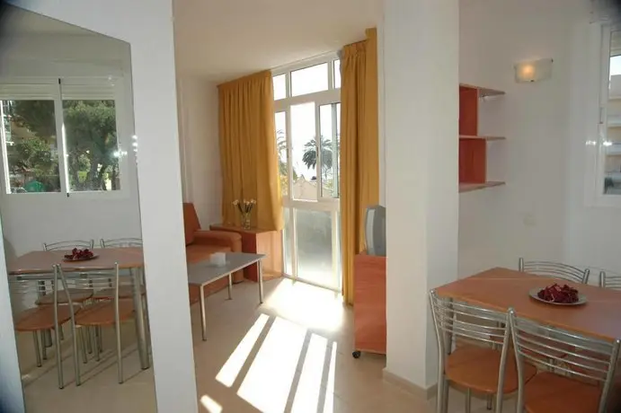 Apartamentos Doramar 