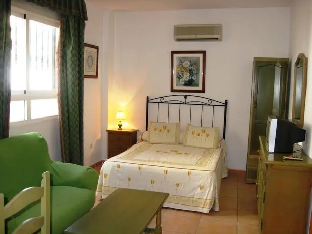 Apartamentos La Fonda