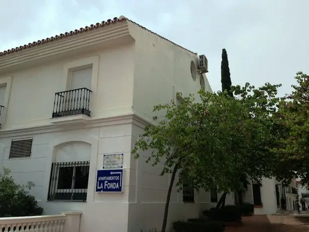 Apartamentos La Fonda 