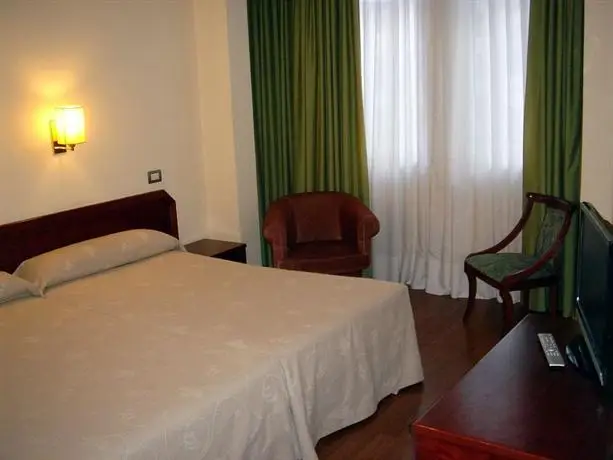 Hotel Compostela Vigo 