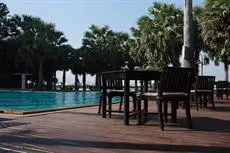 Ravindra Beach Resort & Spa 