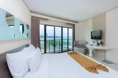 Pattaya Discovery Beach Hotel 