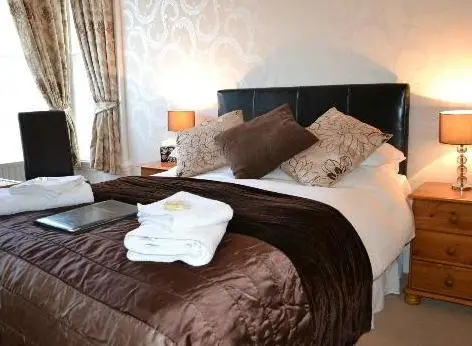 The Moorfield Hotel-Bed and Breakfast 