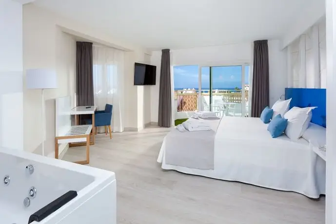 Playa Olid Suites & Apartments 