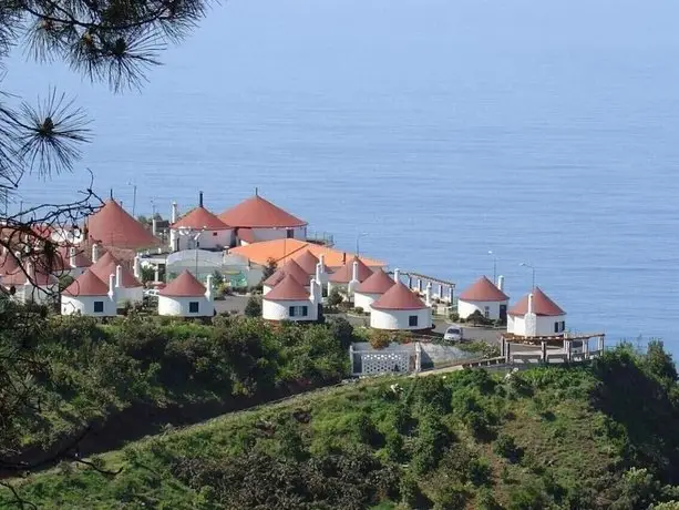 Cabanas Sao Jorge Village