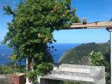 Cabanas Sao Jorge Village 