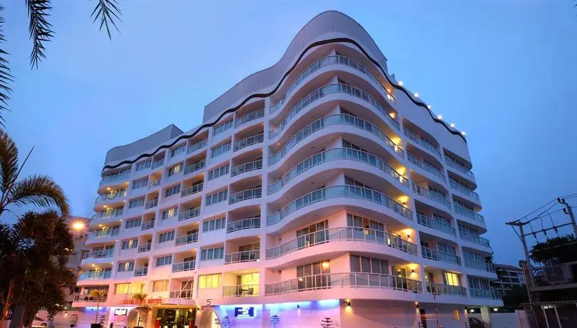 Amari Nova Suites Pattaya