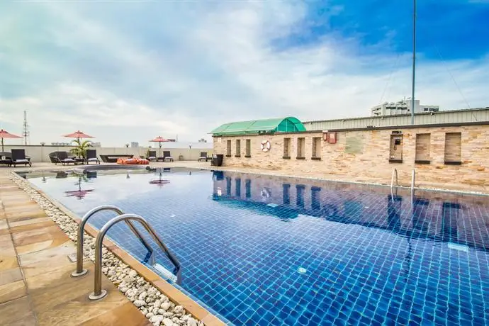 Amari Nova Suites Pattaya