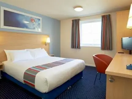 Travelodge Perth Broxden Junction