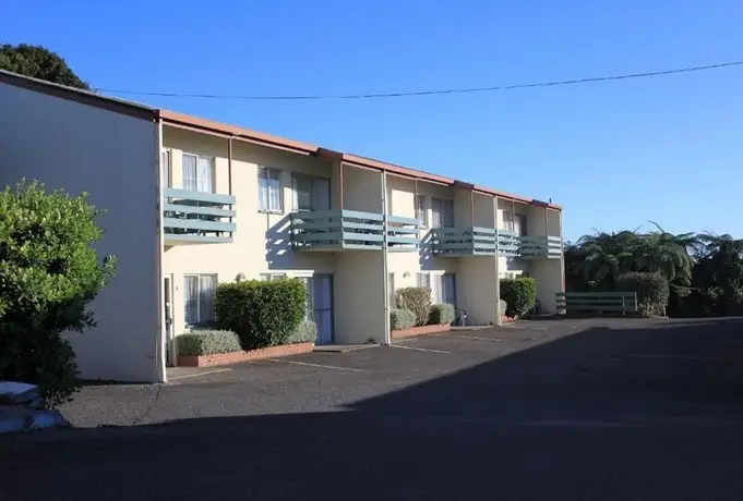 Coronation Court Motel 