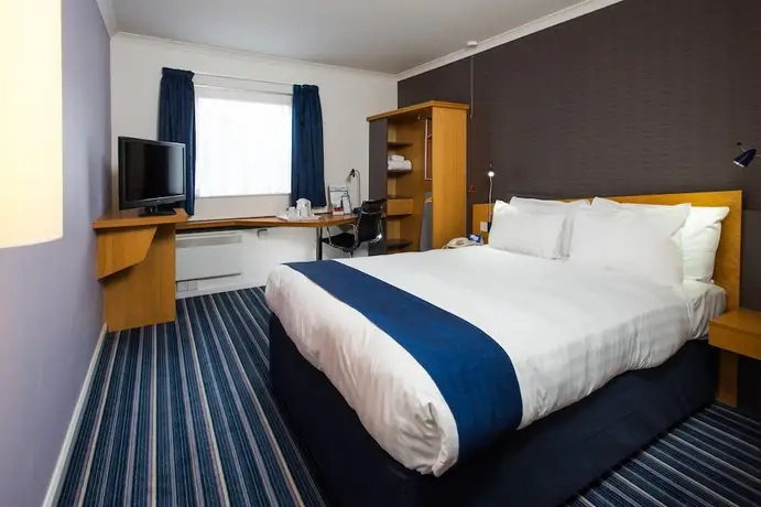 Holiday Inn Express Inverness 