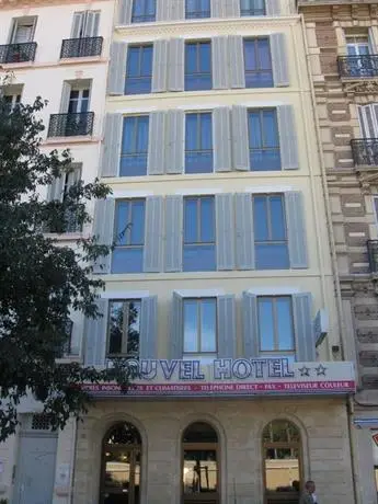 Au Nouvel Hotel