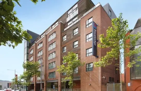 Travelodge Swansea Central Hotel