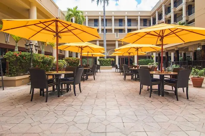 Windward Passage Hotel 