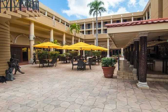 Windward Passage Hotel 