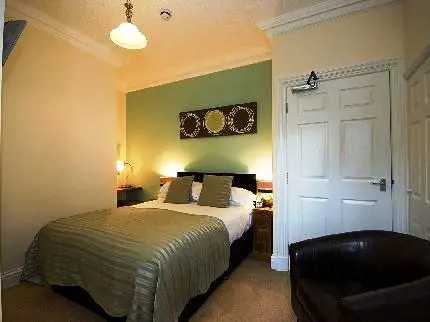 Wheatlands Lodge Guesthouse Adults Only 