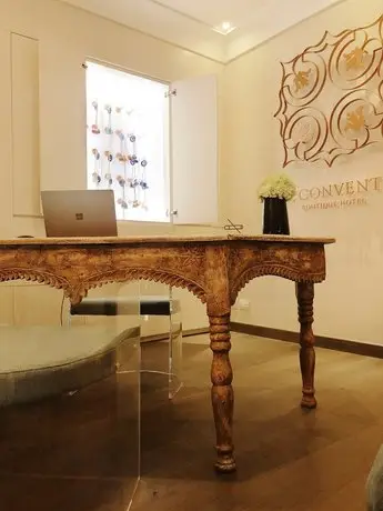 El Convento Boutique Hotel 