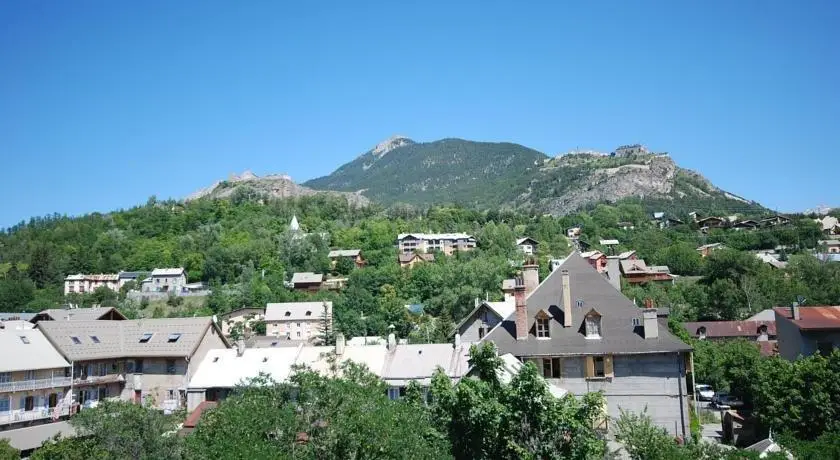 Hotel De Paris Briancon 