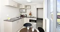 Quest On Ward Serviced Apartments 