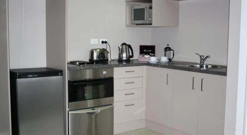 Quest On Ward Serviced Apartments 