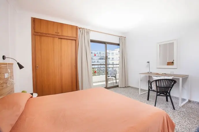 Apartamentos Bahia Santa Eularia des Riu 