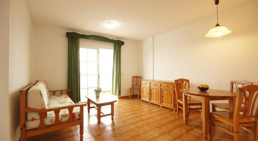 Apartamentos Castell Sol 