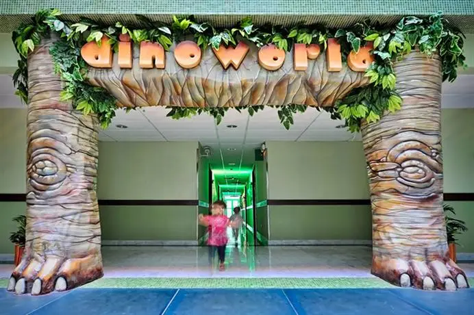 Holiday World RIWO Hotel 