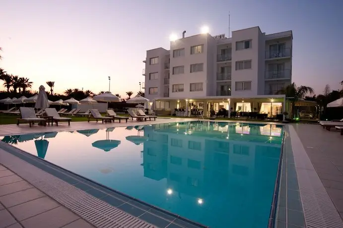 Frixos Suites Hotel Apartments