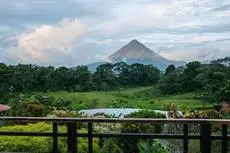 Hotel Arenal Lodge 