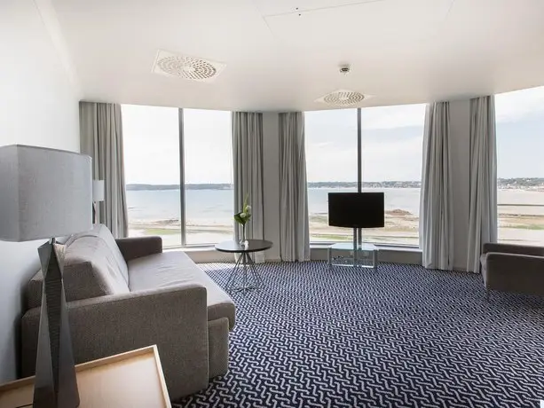 Radisson Blu Waterfront Hotel Jersey 