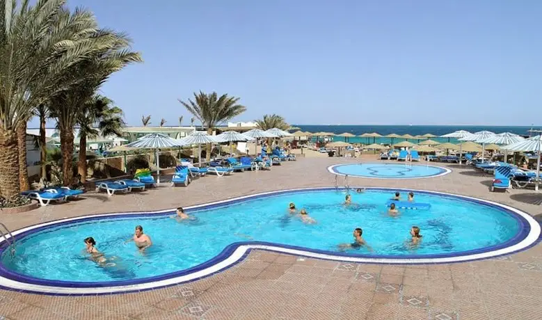 Empire Beach Resort Hurghada