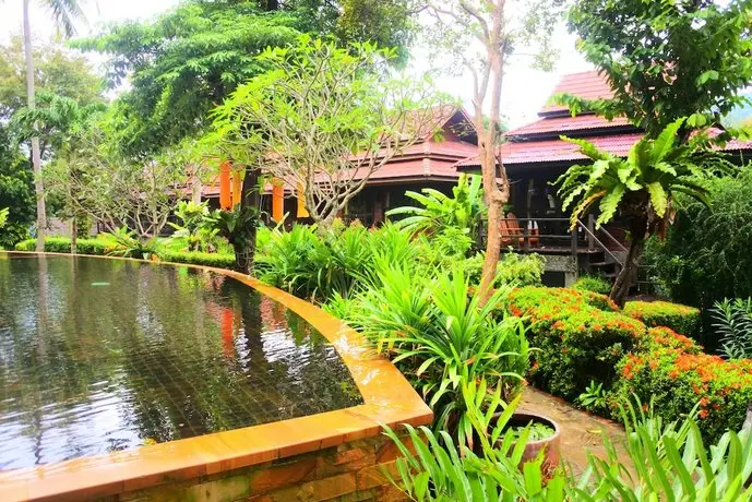 Baan Laanta Resort & Spa 