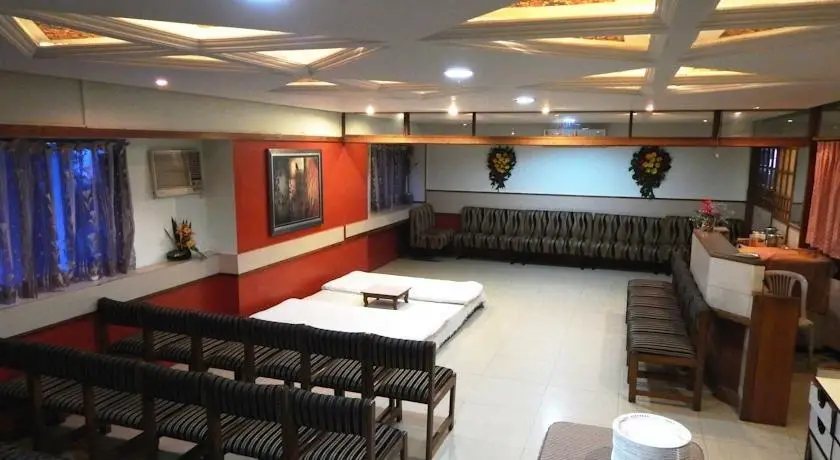 Hotel Raviraj Pune